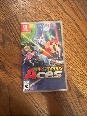 Nintendo switch Mario Tennis Aces game with case